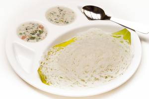 Idiyappam With Side Dish