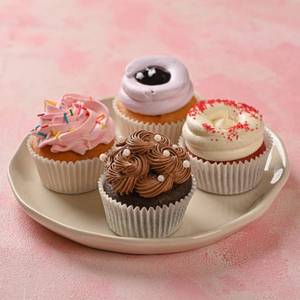 6 Assorted Cupcakes