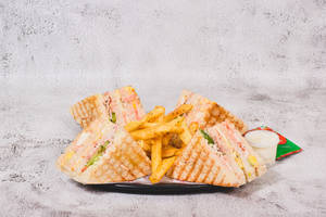Veg Nuggets Club Sandwich