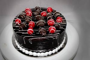 German Blackforest Cake (Eggless)