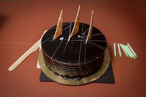 Eggless Premium Truffle Cake[1 pound]