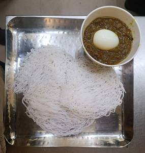 3 Idiyappam & Egg Roast