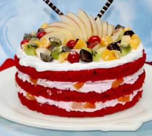 Red Velvet Fruit Cake                                                     