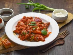 Veg Red Sauce Momos 6pc
