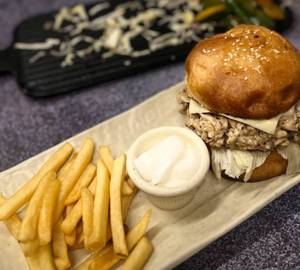Grilled Chicken Burger With Fries 