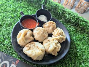 Veg Momos Steam (6 Pcs)