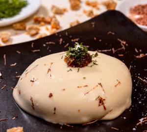 Gulkand Aur Cheese Ki Jugalbandi - Serves 2