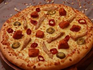 Spicy Chicken Pizza