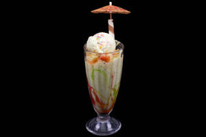 Titanic ( Cut Fruit , Butterfruit , Ice Cream )