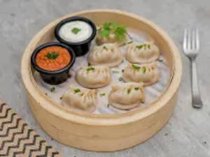 Chicken Cheese Steamed Momos  [6 Pcs]