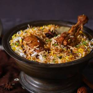 Hyderabadi Chicken Dum Biryani [1/2 Kg]