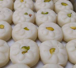 White Rajkot Peda (250 Gms)