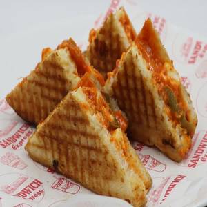 Cheese Paneer Peri Peri Grilled Sandwich