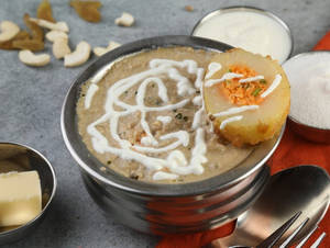 Dum Aloo Kashmiri