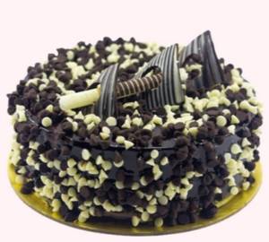 Hazelnut crunchy cake