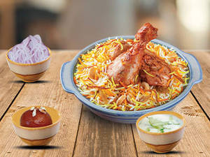 Lucknowi Nawabi Chicken Biryani- 1/2 Kg (Serves 1)