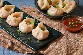 Paneer chilli style momos [8 pieces]