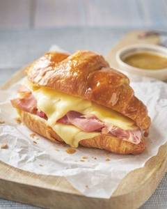 Ham & Cheese (croissant)