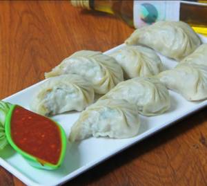 Steamed Chicken Peri Peri Momos [6pcs]