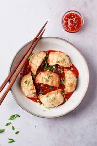 Classic Fried Peri Peri Chicken Momos