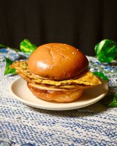 Tasty Bun Omlette (2 Eggs)