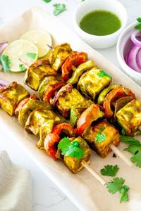 Paneer Pudina Tikka (8 Pcs)
