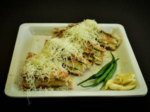 Garlic Cheese Chilli Grill Sandwich