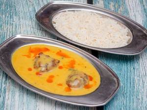 Kadhi Pakoda Meal Box [serves 1]