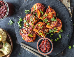 Veg Schezwan Momos