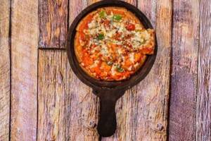 Macaroni Cheese Pizza