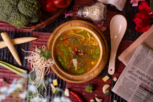 Veg talumain soup
