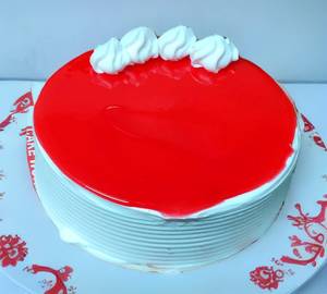 Eggless strawberry cake [500 grams]                                                       