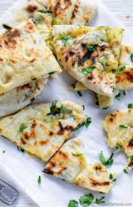 Garlic Cheese Naan