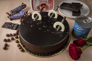 Eggless Death By Chocolate Cake(500gms)