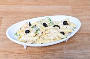 Penne Alfredo [White]