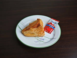 Chicken Puff [1 Piece]