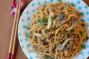 Veg Mushroom Chowmein