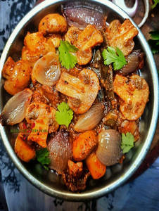 Mushroom Do Pyaza