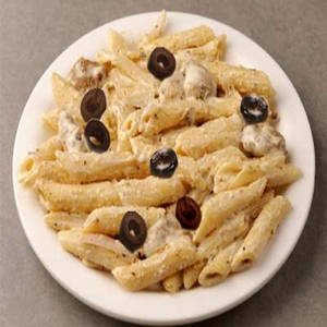 White Sauce Pasta