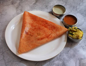 Schezwan Cheese Dosa