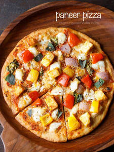 6 Inch Mix Veg Paneer Sandwich Pizza