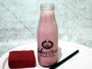 Red Velvet Cake Shake