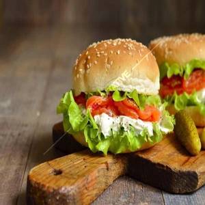 Chilli Paneer Burger