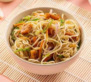 Chicken Hakka Noodles