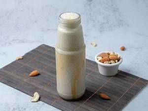 Dates & Nuts Shake