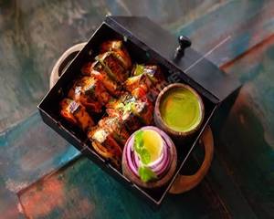 Achari Paneer Tikka