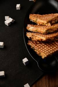Paneer Tandoori Sandwich