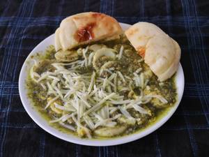 Butter Green Boiled Tikka [2 Eggs] with Cheese