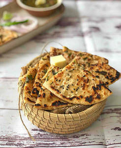 Chicken Keema Kulcha