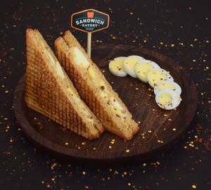 Hot & Garlic Egg Sandwich